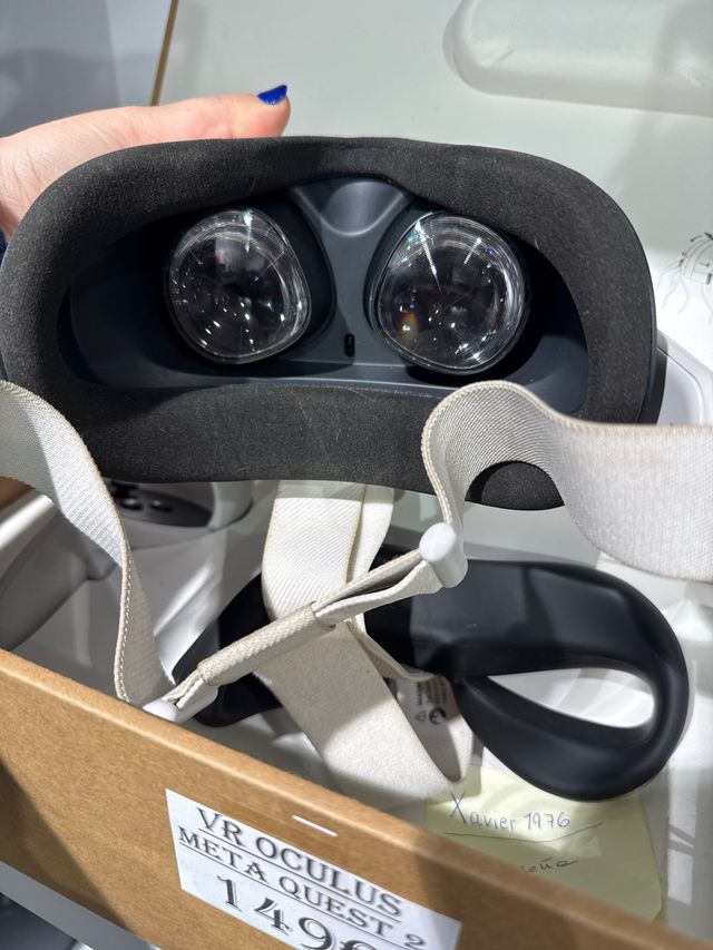 Meta Quest 2 VR Oculus