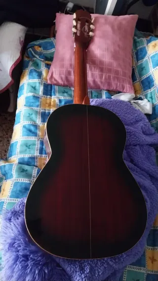 Guitarra Admira Desirée - Española