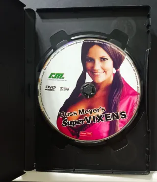 DVD Russ Meyer's Super VIXENS