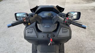 Suzuki Burgman 650 Executive Azul