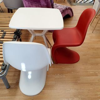 Silla Panton Burdeos Nueva