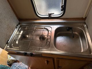 Cocina y Fregadero para Caravana