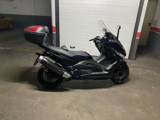 Yamaha TMAX 500 Maxi Scooter