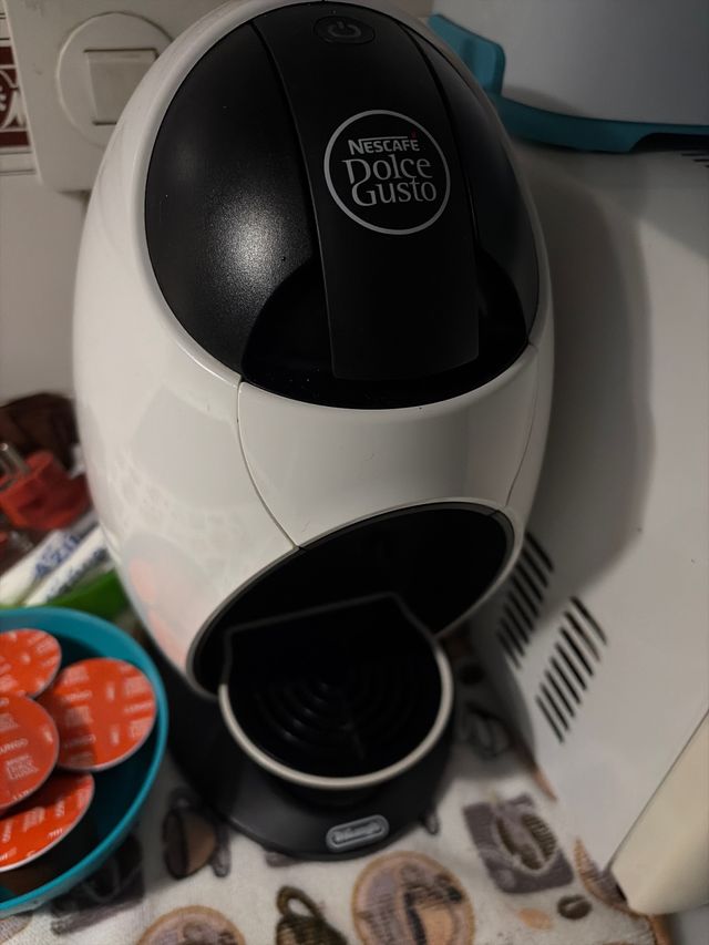 Caffettiera bianca Dolce Gusto