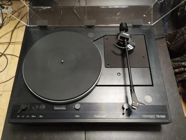 Tocadiscos Thorens TD 520 Profesional