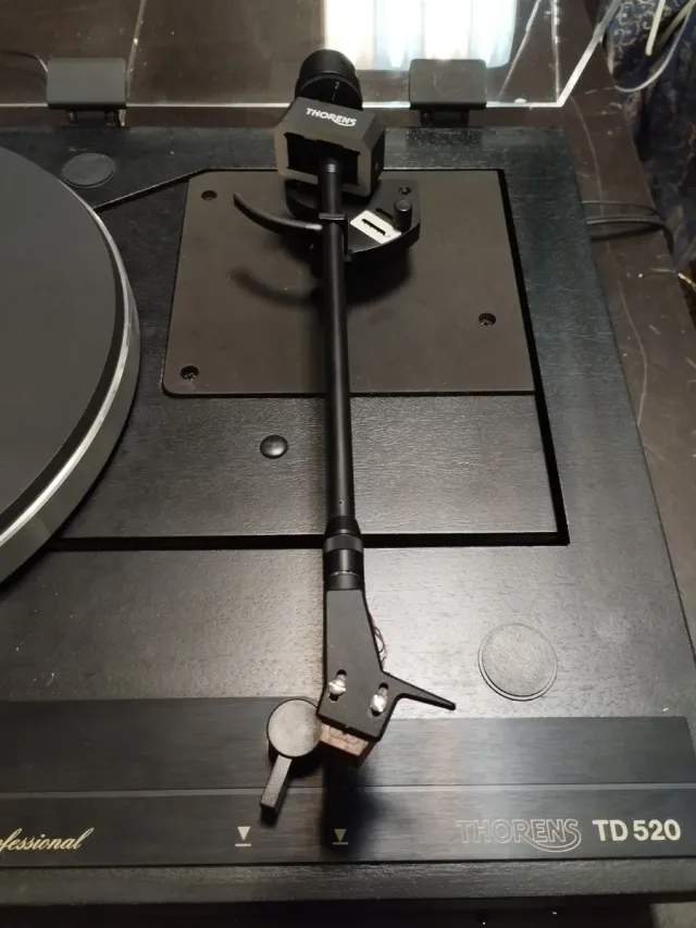 Tocadiscos Thorens TD 520 Profesional