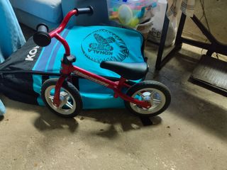 Bicicleta sin pedales Chicco Red Bullet