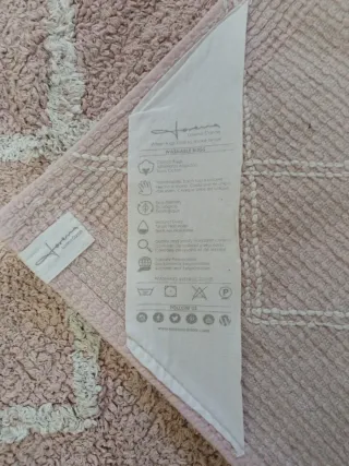 Alfombra Lorena Canals lavable rosa