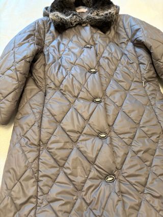 Cappotto trapuntato con pelliccia beige taglia 50