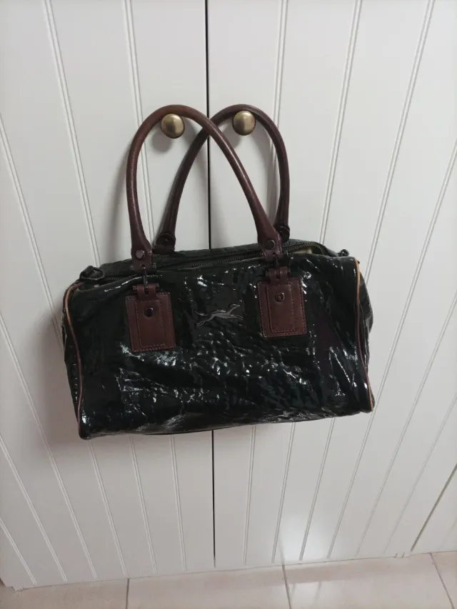 Bolso Bimba y Lola Negro Charol.