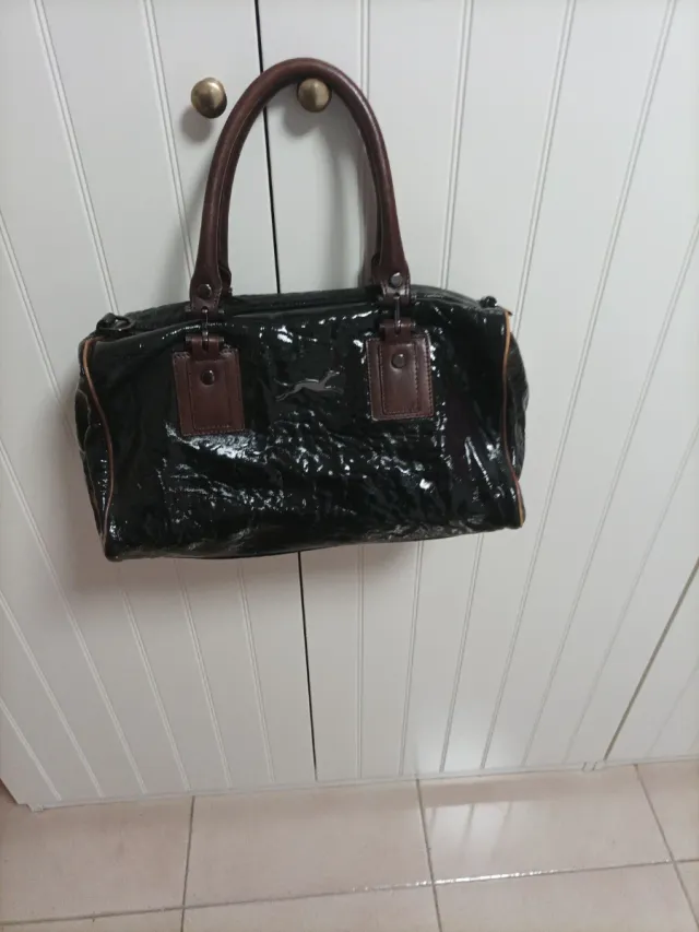 Bolso Bimba y Lola Negro Charol.