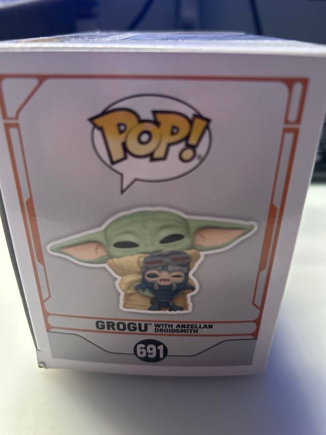 Funko Pop! Grogu con Anzellan Droidsmith 691