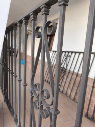 Varanda de forja decorativa