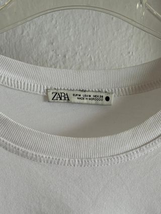Camiseta con hombreras blanca mujer - Zara - M