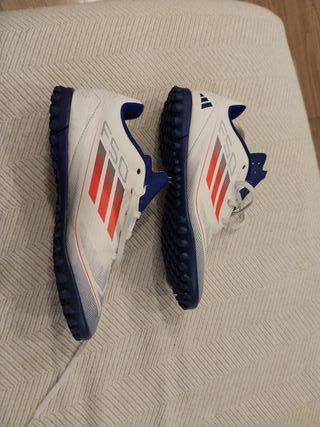 Botas multitaco Banco Azul Adidas F50 Talla 36