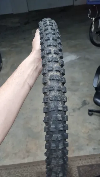 Pneu Specialized Butcher 27.5 x 2.3 T9