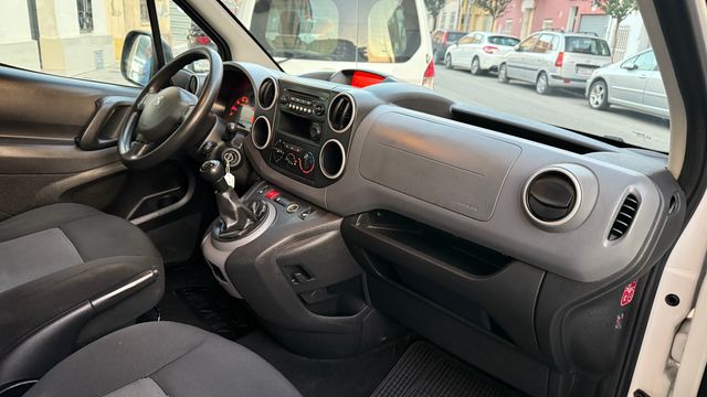 Peugeot Partner 2018 1.6HDi 100Cv 2 Puertas lat.