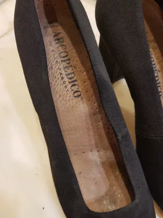 Zapatos de vestir negros Arcopedico