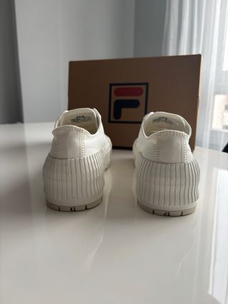 Zapatillas blancas nuevas mujer 37