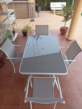 Mesa y 4 Sillas Jardín Cristal y Metal