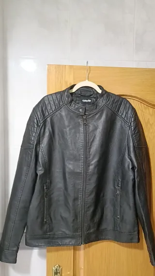 Chaqueta cuero hombre negra