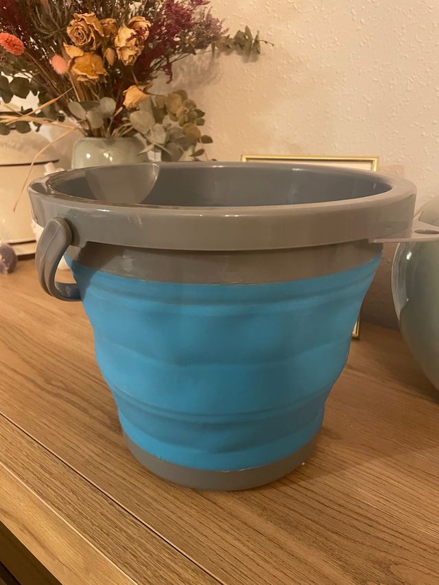 Cubo plegable para camping camper