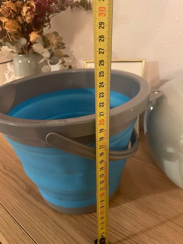 Cubo plegable para camping camper