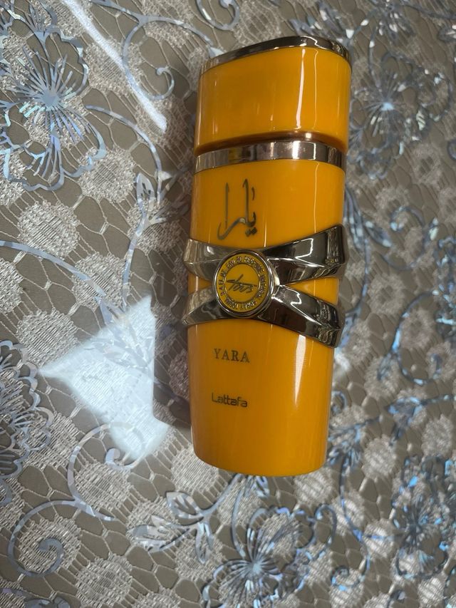 Perfume Yara Lattafa Naranja Blanco 100ml