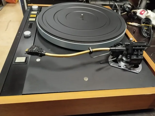 Tocadiscos Thorens TD 126 MK-III