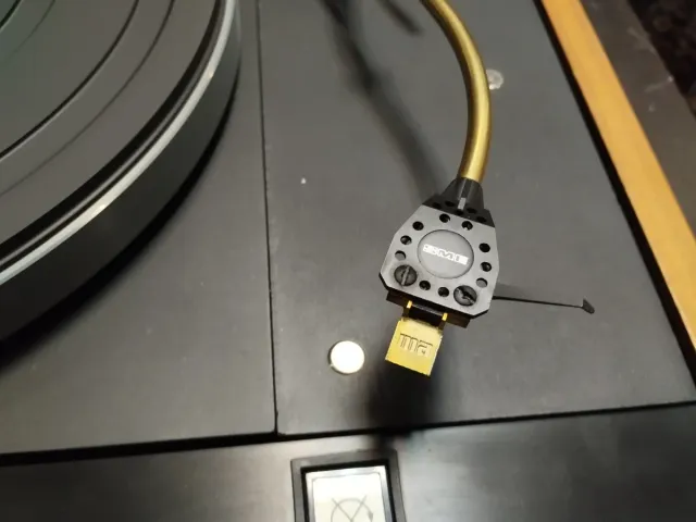 Tocadiscos Thorens TD 126 MK-III