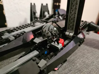 Lego Star Wars Legends 7672 Rogue Shadow.