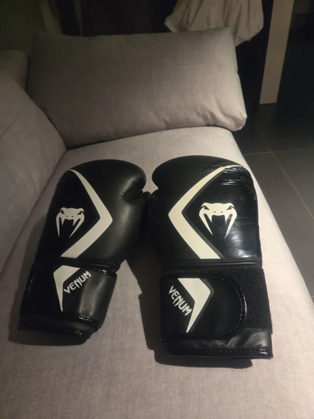 Guantes Boxeo Venum Challenger 3.0 12 OZ