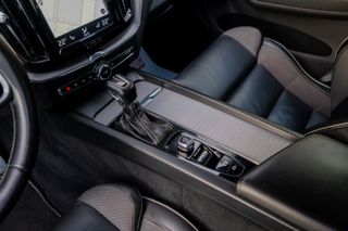 VOLVO XC60 D4 R-DESIGN 163 CV