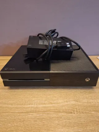 Xbox One Nera