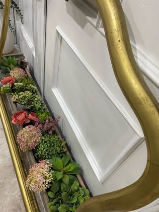 Marco de espejo  antiguo dorado