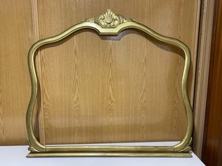 Marco de espejo  antiguo dorado