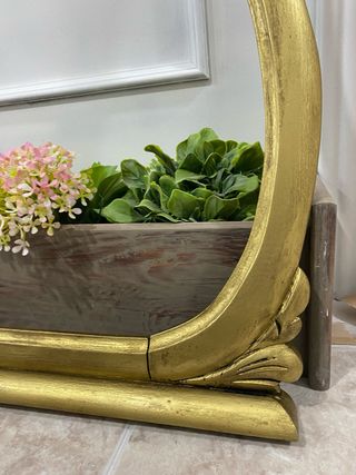 Marco de espejo  antiguo dorado