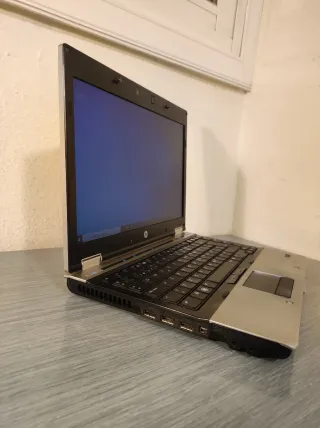 HP EliteBook Intel i5