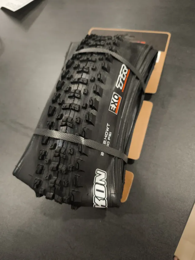 Cubierta Maxxis Rekon  29x2.40WT