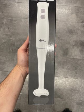 Batidora de mano Elta sin abrir