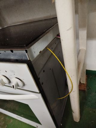 Horno y vitrocerámica blanca