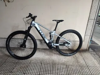 Cube Stereo Hybrid 120 Race
