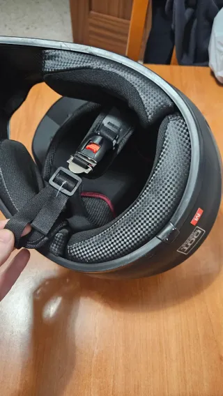 Casco NUEVO Talla M Negro mate + Guantes