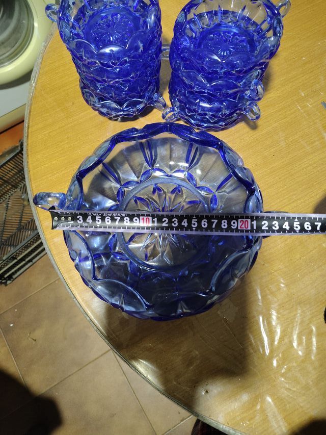 Set di bicchieri in cristallo blu antico