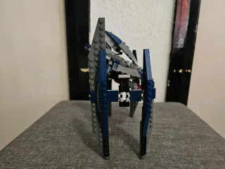 Lego Star Wars 8016 Droide Hiena Bombardero.