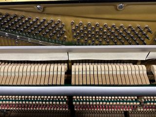 Piano Kawai BL61 con Garantía 15 Años