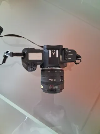 Cámara Canon EOS 650 + Objetivo 35-70mm