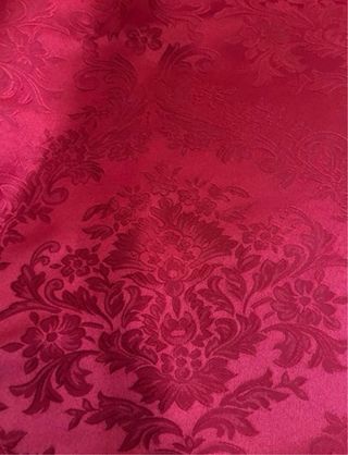 Tessuto  rosso damascato