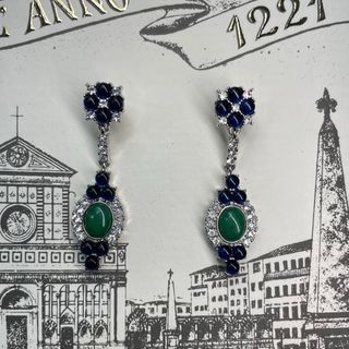 Orecchini pendenti per donna elegante 