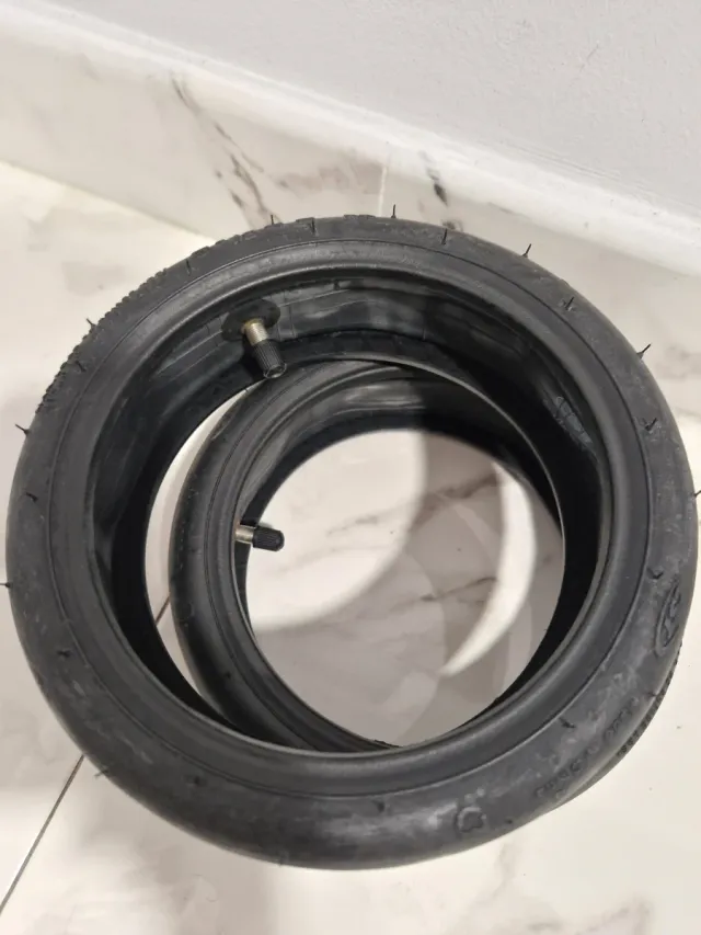 Neumático y cámara patinete